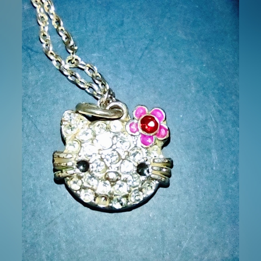 Hello Kitty Face Crystal Pendant